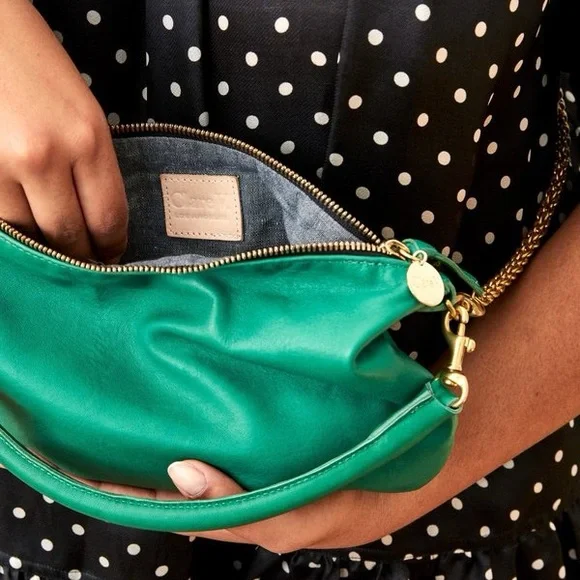 Clare V Petit Moyen in Emerald - Picture 7 of 9